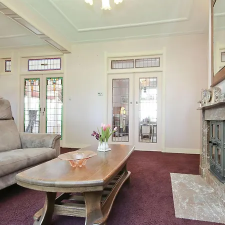 Characteristic With Wellness Feriehus Lijnden